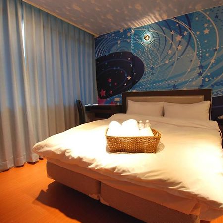 Happiness Inn Taipei Extérieur photo